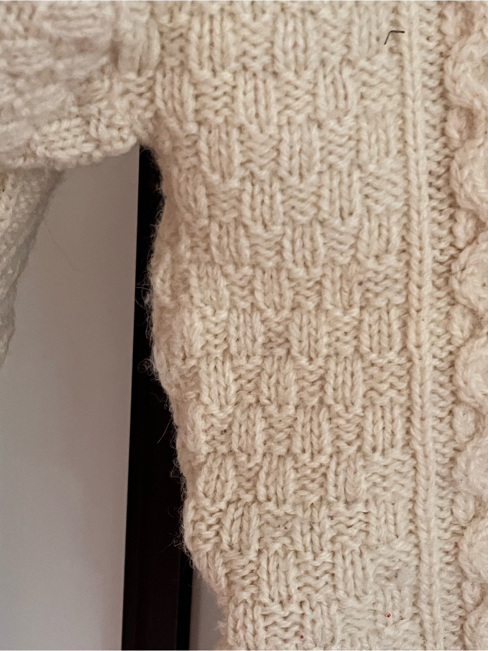 SOLD Scottish 100% Wool Handknit Cable Fisherman's Boxy Relaxed Chunky Sweater L - Picture 3 of 7